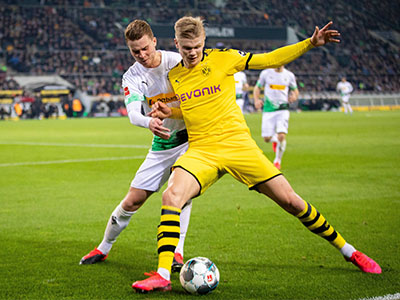 Mönchengladbach, 07.03.2020 Nico Elvedi (BMG), Erling Haaland (BvB) Borussia Mönchengladbach - Borussia Dortmund *** Mön