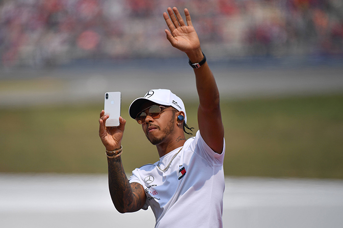Lewis Hamilton (© imago images / Sven Simon)