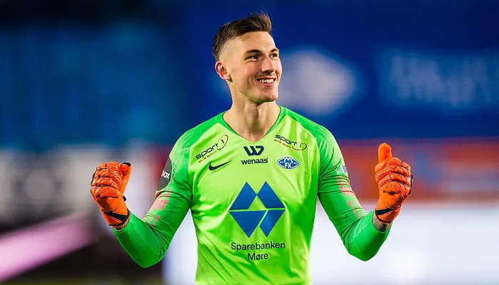 Molde-Keeper Linde will Qarabag Agdam zur Verzwiflung bringen