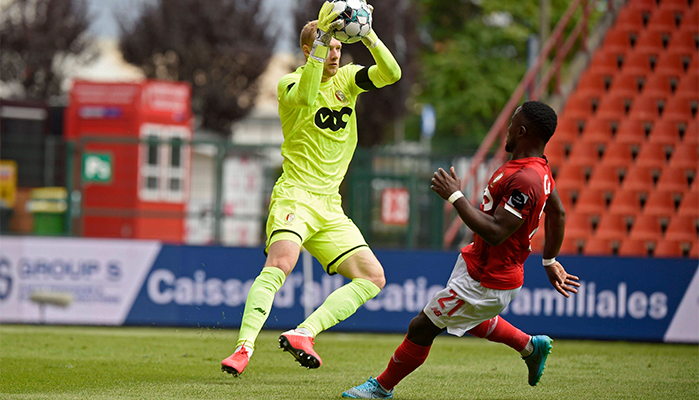 Hält Bodart bei Standard vs. Novi Sad den Kasten sauber? © imago images / Panoramic International, 23.08.2020 Standard Lüttich Novi Sad Tipp