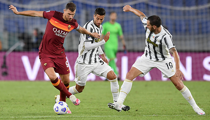 Tanzen Dzeko und die Roma auch Benevento aus? © imago images / AFLOSPORT, 27.09.2020 AS Rom Benevento Tipp