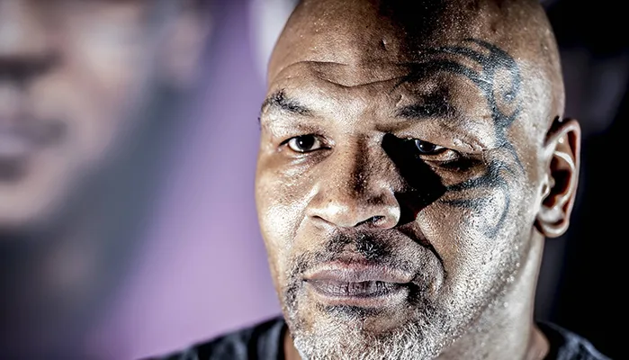 mike tyson vs roy jones jr