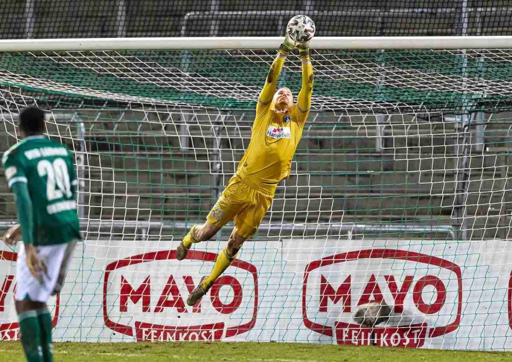 Hält Lübeck-Keeper Raeder gegen Rostock den Kasten sauber? © imago images / Agentur 54 Grad, 13.01.2021 Lübeck Rostock Tipp