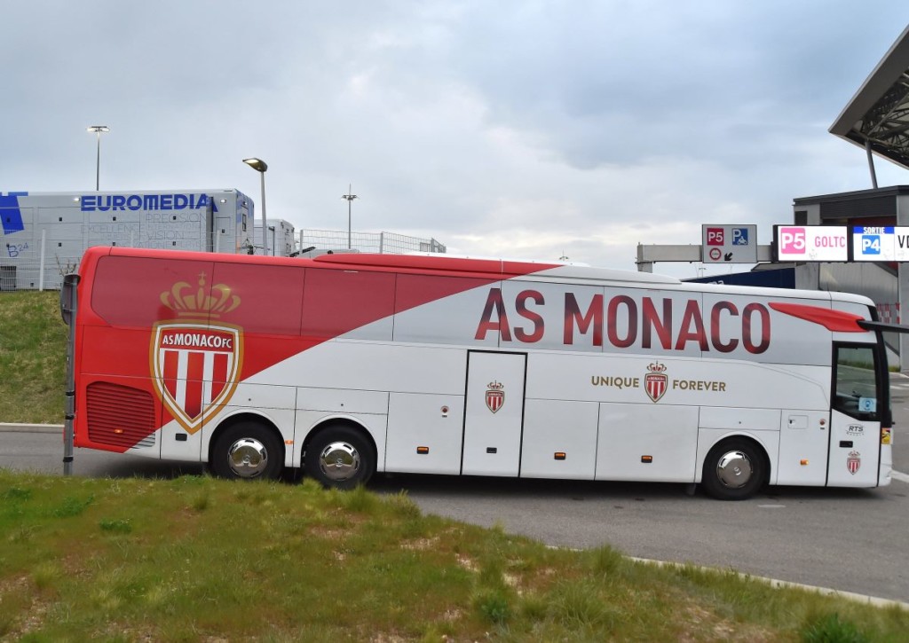 Parkt der Bus der AS Monaco auch in Angers wieder vor dem eigenen Tor?