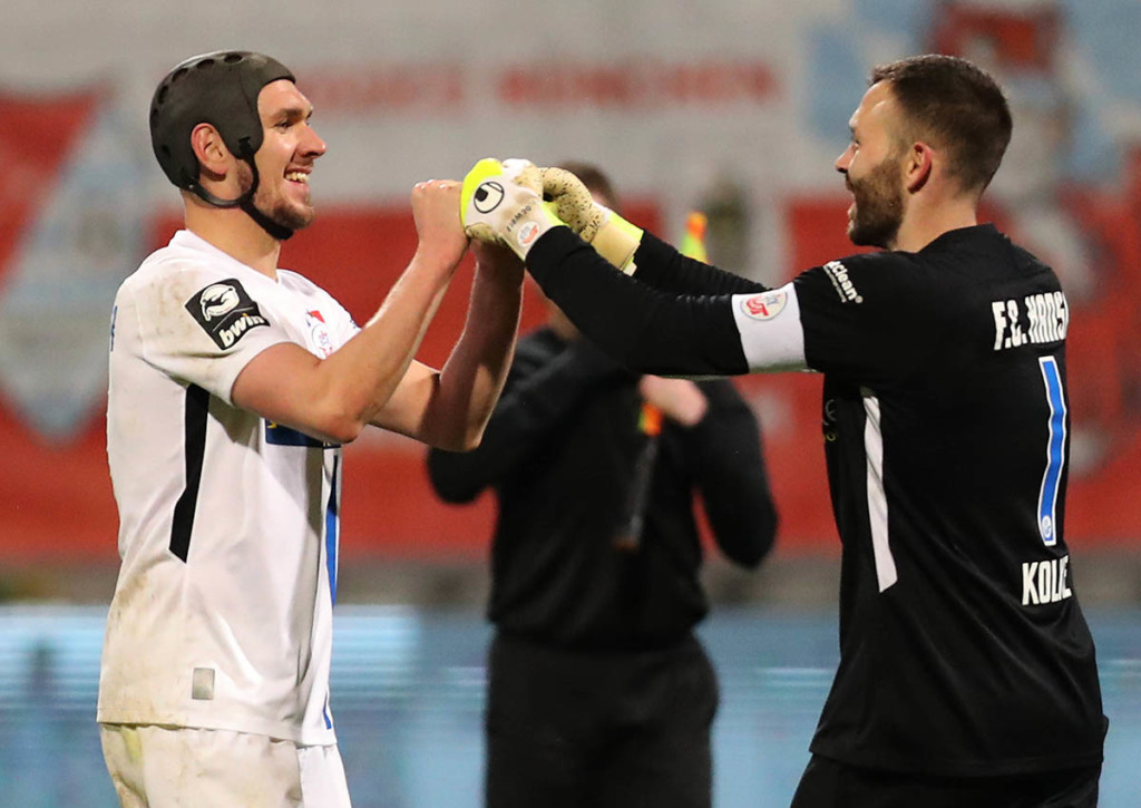 Roßbach und Kolke aus Rostock wollen wieder zu Null spielen, auch gegen Magdeburg! © IMAGO / Eibner, 15.03.2021 Rostock - Magdeburg Tipp