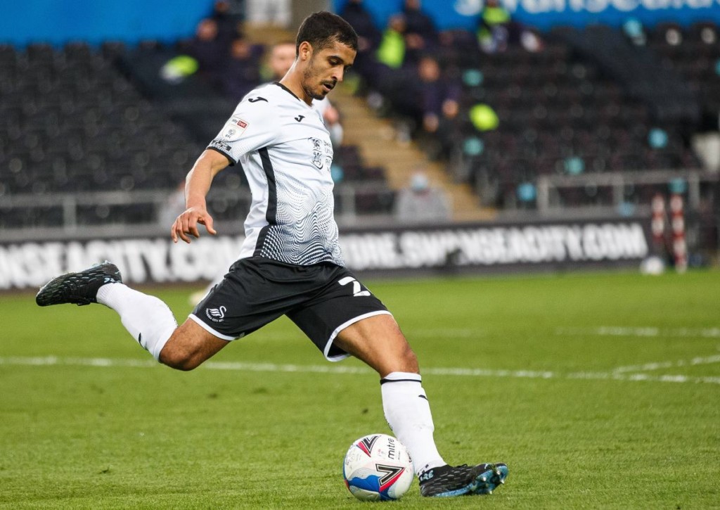 Feiert Kyle Naughton mit Swansea in Birmingham den Pflichtsieg?