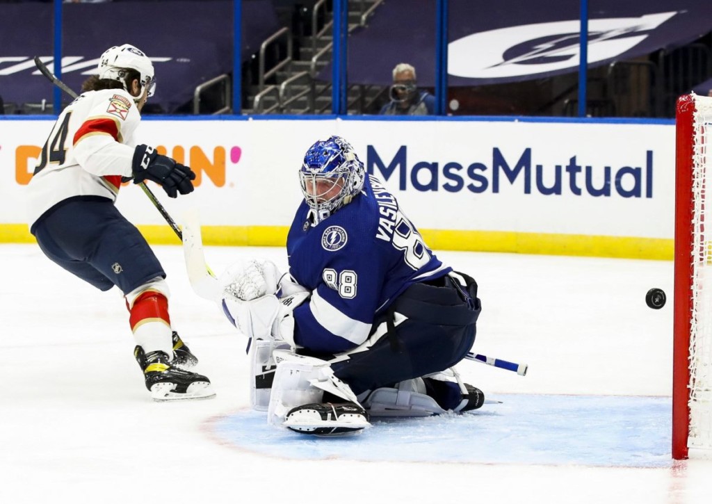 Schlagen die Lightning in Spiel 4 gegen die Panthers zurück?