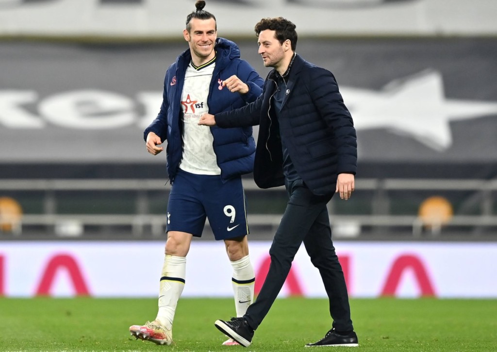 Dürfen Gareth Bale und Trainer Mason über einen Sieg von Tottenham gegen Wolverhampton lachen?