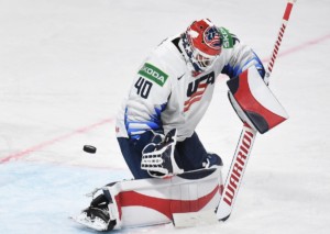 Kann die USA bei einer Eishockey-WM endlich mal wieder Kanada bezwingen? © IMAGO / Xinhua, 22.05.2021 Kann die USA bei einer Eishockey-WM endlich mal wieder Kanada bezwingen?