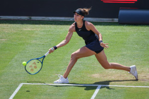 Kürt sich Belinda Bencic gegen Liudmila Samsonova zur Rasenkönigin von Berlin? © IMAGO / Claudio Gärtner, 19.06.2021 Kürt sich Belinda Bencic gegen Liudmila Samsonova zur Rasenkönigin von Berlin?