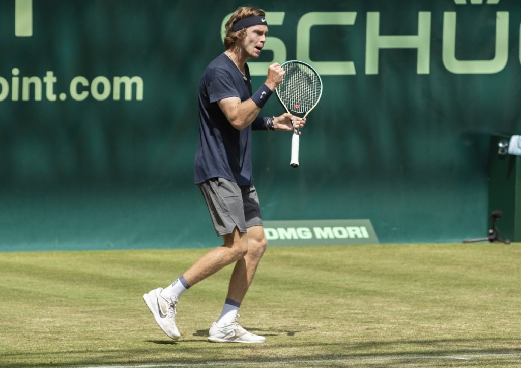 Gewinnt Rublev das Finale von Halle gegen Humbert?