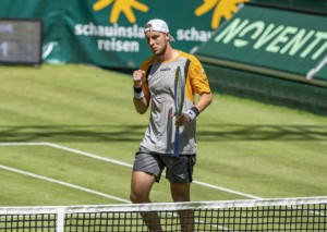 Ist Struff seinem Gegner Giron überlegen? © IMAGO / Claudio Gärtner, 15.06.2021 Struff Marcos Giron Tipp