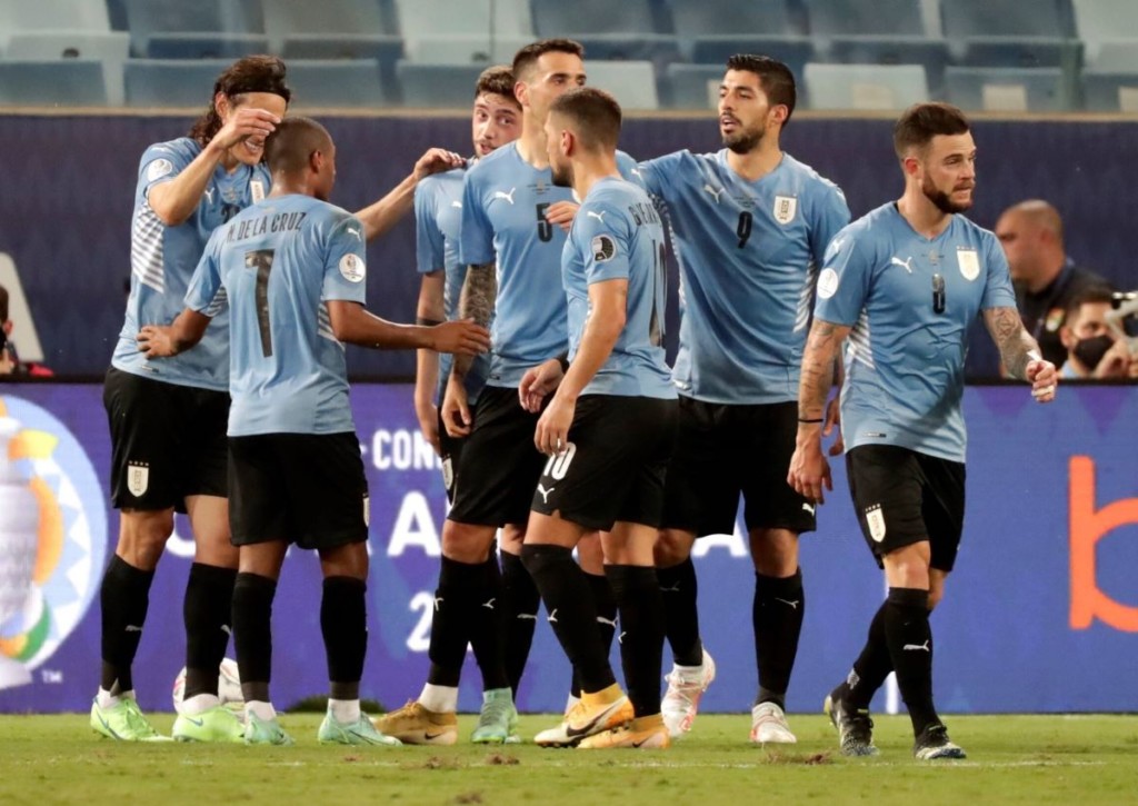 Entgeht Uruguay mit einem Punktgewinn gegen Paraguay dem Viertelfinale gegen Brasilien?