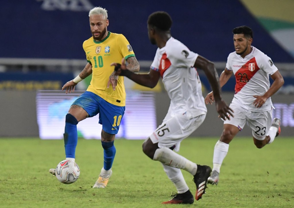 Setzt sich Neymar mit Brasilien auch im Halbfinale deutlich gegen Peru durch?