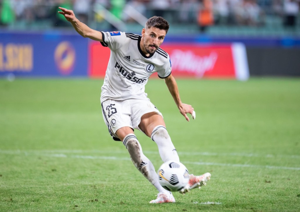 Legt Legia Warschau im Hinspiel gegen Flora Tallinn vor?