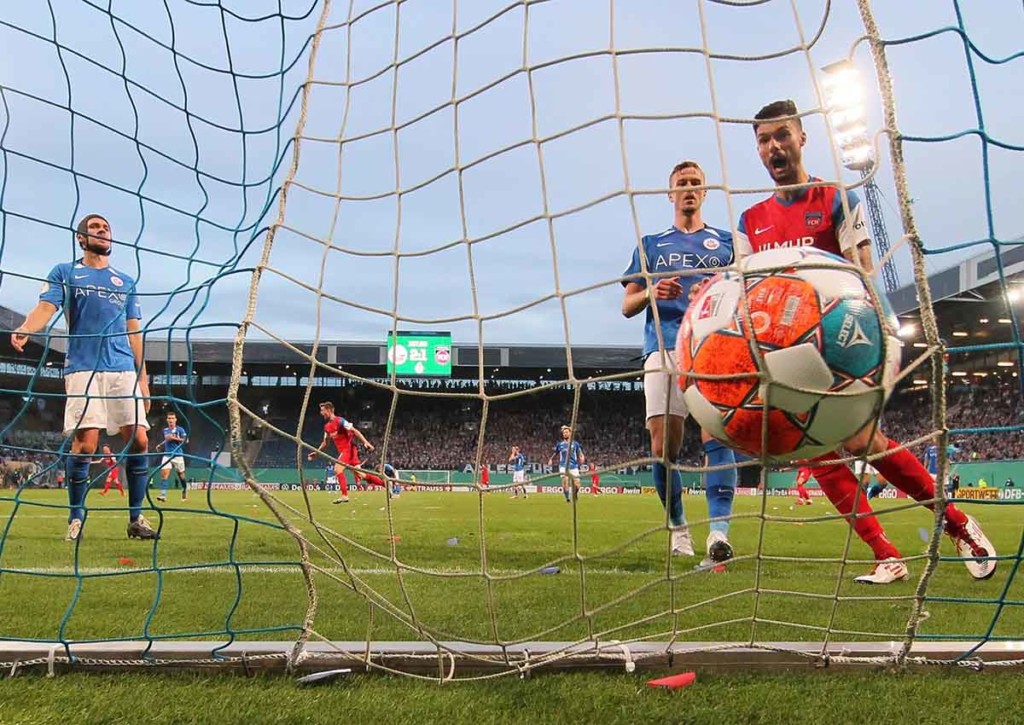 Wer ist der Sieger bei Heidenheim gegen Rostock in der 2. Bundesliga? © IMAGO / Nordphoto, 08.08.2021 Heidenheim Rostock Tipp 15.08.2021 - 2. Bundesliga