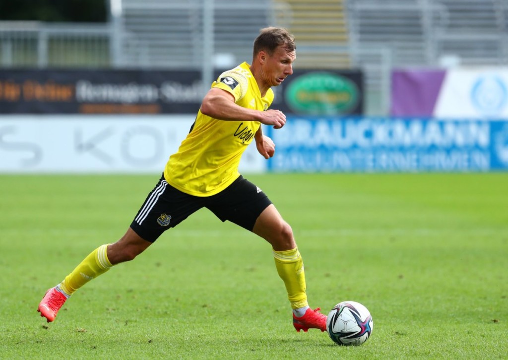 Fallen zwischen Saarbrücken (hier im Bild: Tobias Jänicke) und Türkgücü München viele Tore? © IMAGO / Eibner, 11.09.2021 Fallen zwischen Saarbrücken (hier im Bild: Tobias Jänicke) und Türkgücü München viele Tore?