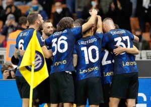 Erringt Inter Mailand gegen Empoli einen souveränen Sieg? © IMAGO / Pacific Press Agency, 24.10.2021 Empoli Inter Mailand Tipp