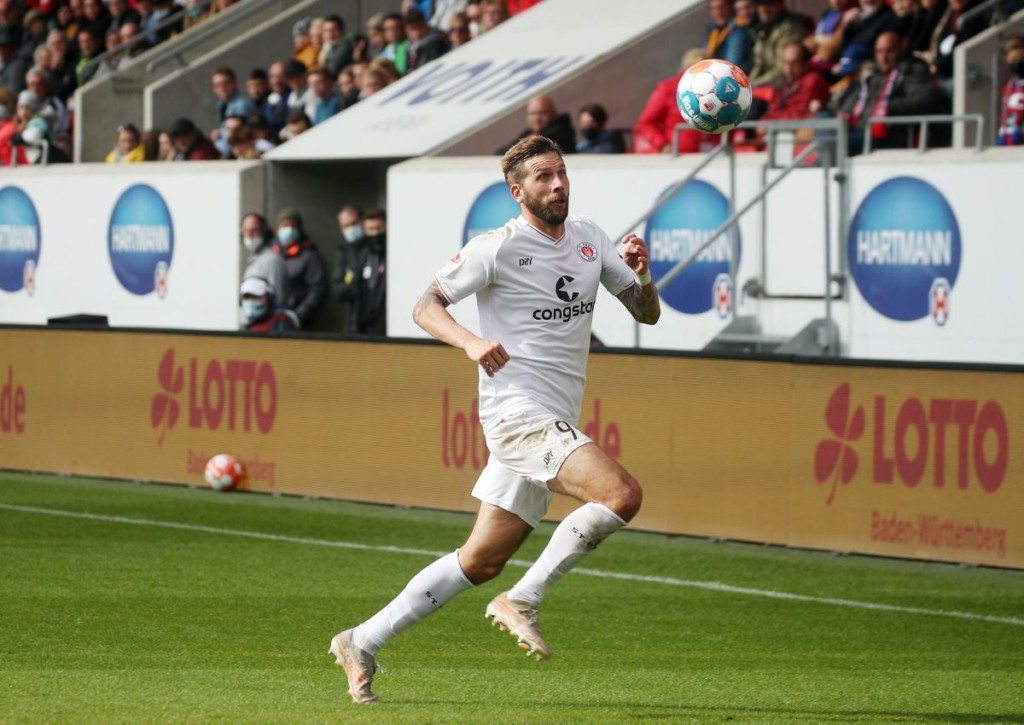 Behauptet Guido Burgstaller mit dem FC St. Pauli in der 2. Bundesliga am 11. Spieltag die Tabellenspitze?