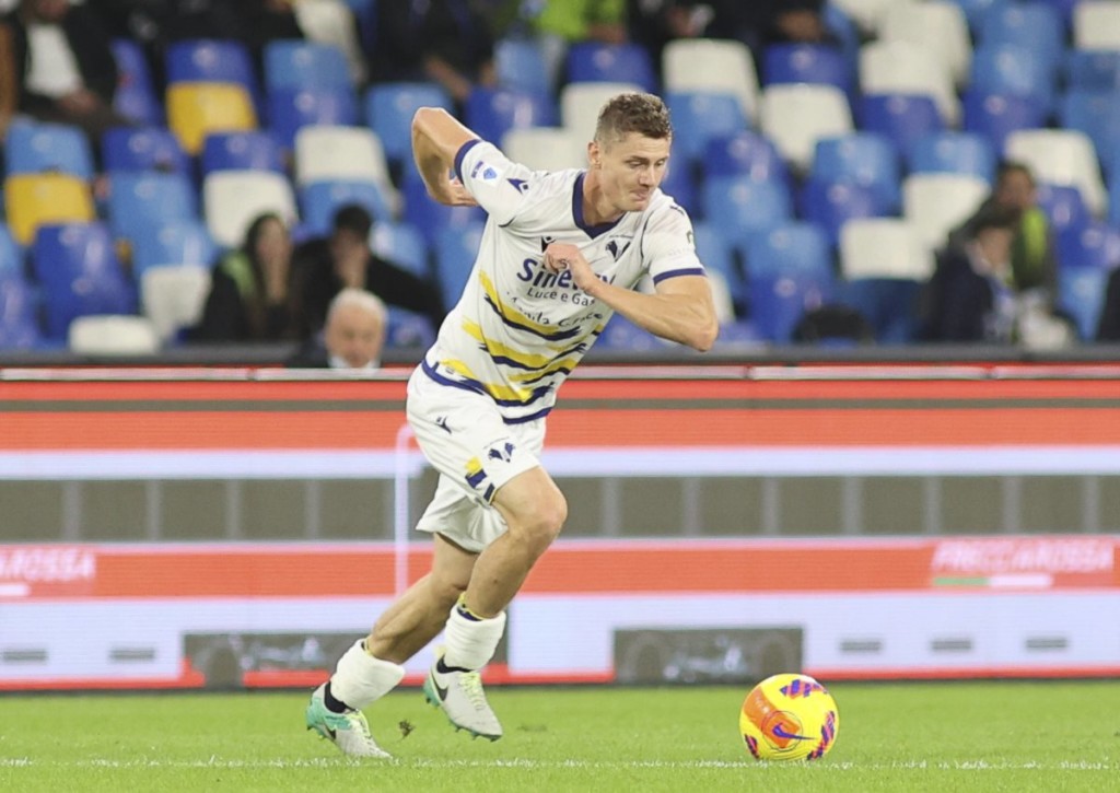 Gelingt Hellas Verona (Im Bild: Pavel Dawidowicz) gegen Empoli das nächste Spektakel?