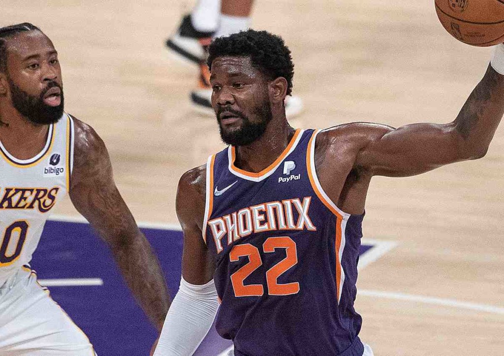 Ayton und die Suns wollen gegen Dallas ihre Siegesserie fortführen © IMAGO / ZUMA Wire, 10.10.2021 Phoenix Suns Dallas Mavericks Tipp