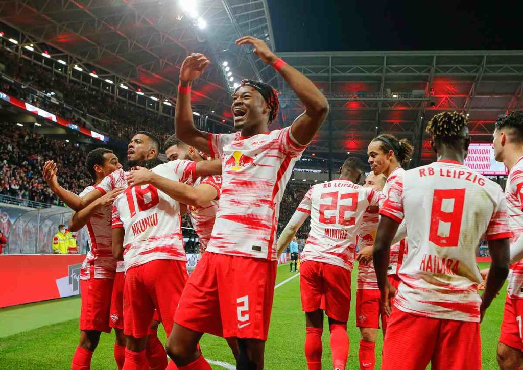 Erringt RB-Leipzig in einem torreichen Match gegen Hoffenheim den Sieg? © IMAGO / Jan Huebner, 06.11.2021 Hoffenheim RB Leipzig Tipp