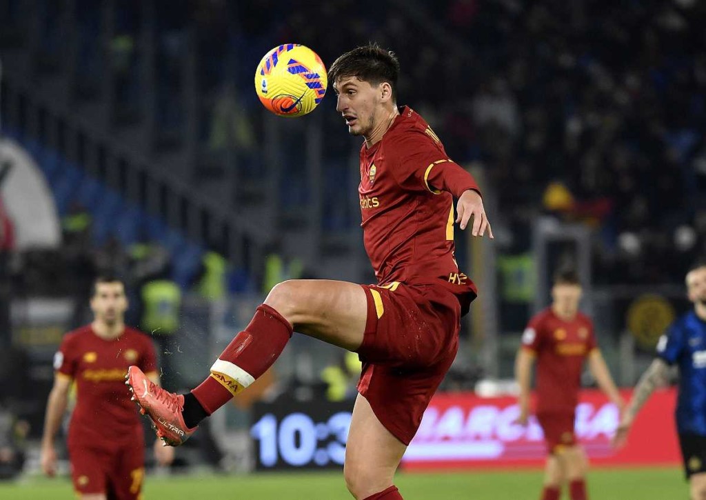 Werden die AS Rom und Kumbulla der Favoritenrolle gegen Spezia gerecht? © IMAGO / Insidefoto, 04.12.2021 AS Rom Spezia Tipp