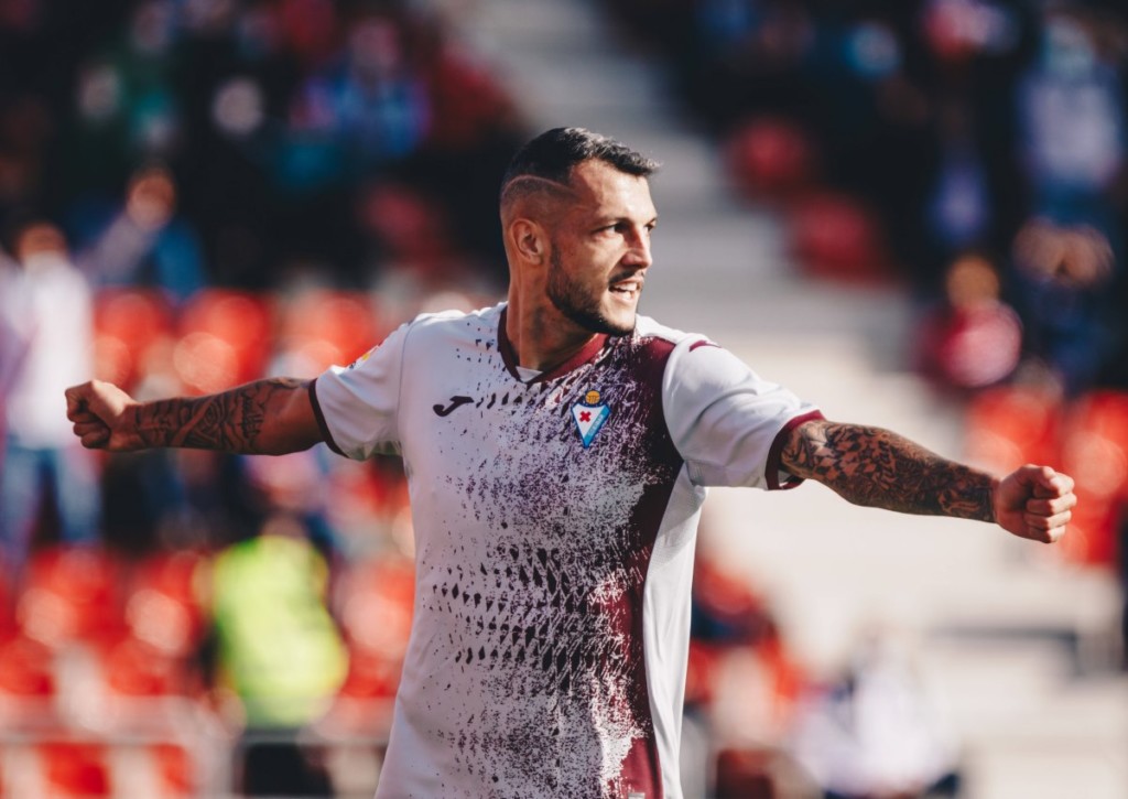 Führt Stoichkov Eibar in Teneriffa in die nächste Runde? © IMAGO / ZUMA Wire, 09.10.2021 Führt Stoichkov Eibar in Teneriffa in die nächste Runde?