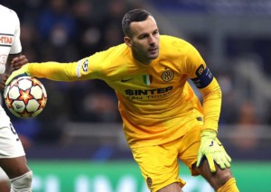 Handanovic will gegen AS Rom den Kasten dicht halten © IMAGO / Gribaudi/ImagePhoto, 24.11.2021 AS Rom Inter Mailand Tipp