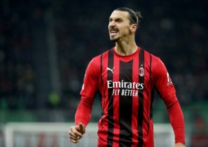 Sorgt Zlatan Ibrahimovic im Trikot vom AC Milan für den Auswärtsdreier bei Udinese? © IMAGO / NurPhoto, 07.12.2021 Udinese AC Milan Tipp