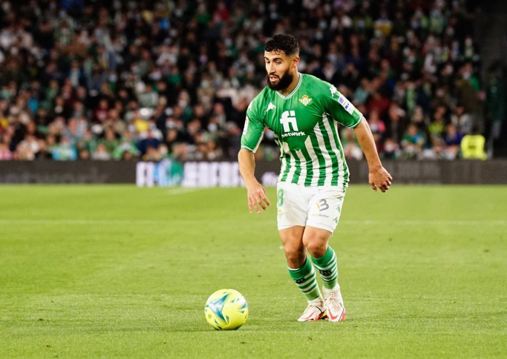 Behauptet Betis Sevilla (im Bild: Nabil Fekir) mit einem Dreier gegen Celta Vigo den dritten Platz? © IMAGO / ZUMA Wire, 12.12.2021 Behauptet Betis Sevilla (im Bild: Nabil Fekir) mit einem Dreier gegen Celta Vigo den dritten Platz?