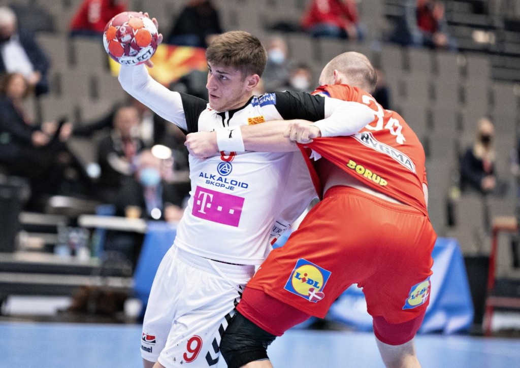 Souveräner Pflichtsieg für Weltmeister Dänemark und Simon Hald gegen Montenegro? © IMAGO / Ritzau Scanpix, 14.03.2021 Souveräner Pflichtsieg für Weltmeister Dänemark und Simon Hald gegen Montenegro?