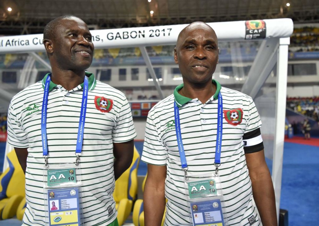 Feiert Guinea-Bissau mit Trainer Cande (rechts im Bild) gegen Sudan einen perfekten Start?