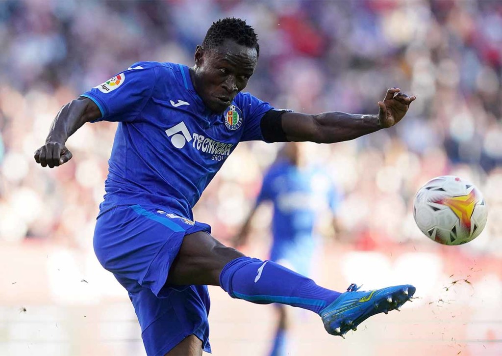 Liefern sich Getafe (im Bild: Djene Dakonam) und Granade eine Defensivschlacht? © IMAGO / Alterphotos, 09.01.2022 Getafe Granada Tipp