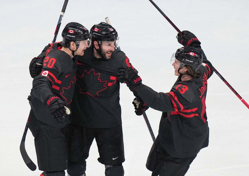 Topspiel bei Olympia! Kanada trifft beim Eishockey auf die USA. © IMAGO / Xinhua, 10.02.2022 Kanada USA Tipp