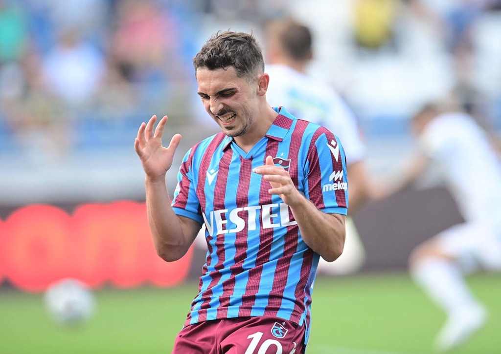 Behält Trabzonspor (im Bild: Abdülkadir Ömür) gegen Antalyaspor die Oberhand? © IMAGO / Seskim Photo, 18.09.2021 Trabzonspor Antalyaspor Tipp