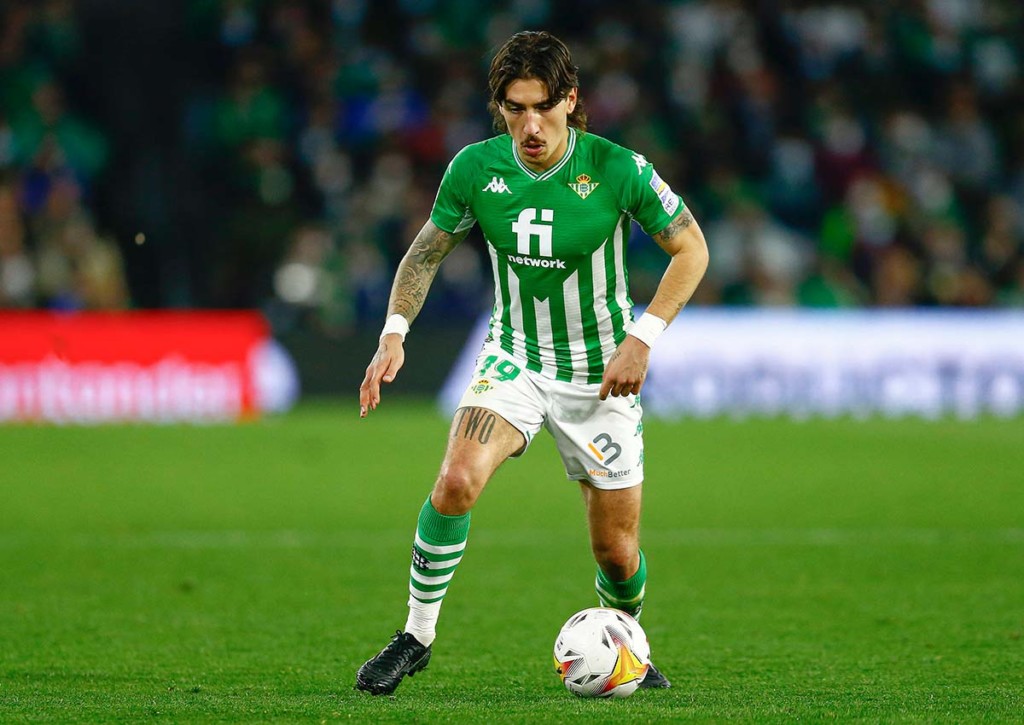 Erzielt Real Betis (im Bild: Hector Bellerin) gegen Zenit ein gutes Resultat für das Rückspiel in sieben Tagen? © IMAGO / Pressinphoto, 06.02.2022 Zenit Real Betis Tipp