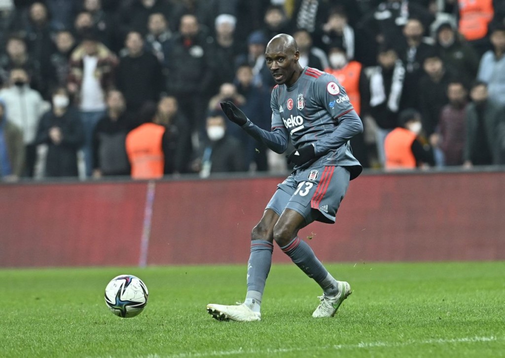 Atiba Hutchison will mit Besiktas gegen Kayserispor ins Pokal-Halbfinale einziehen.