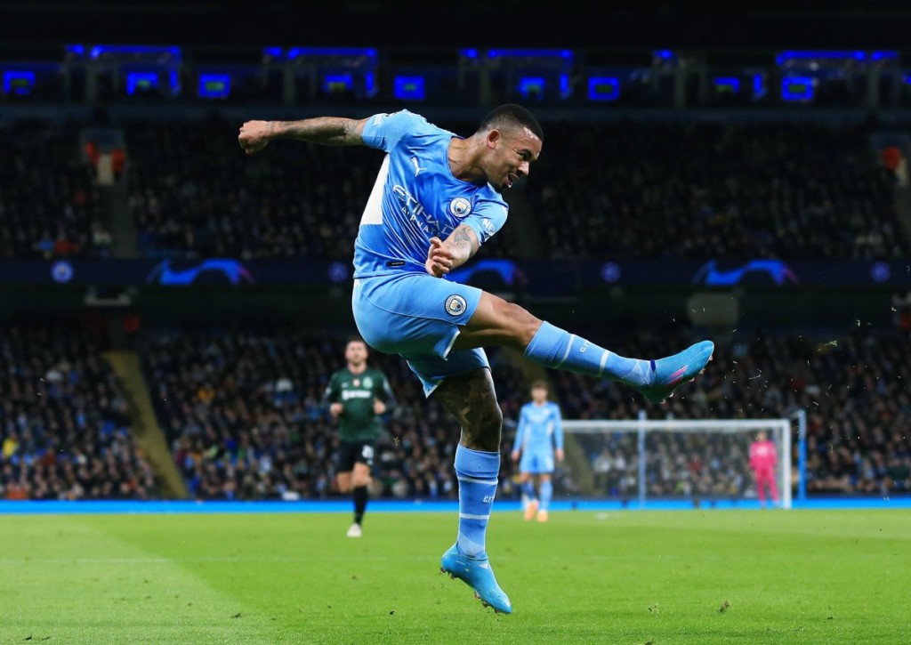 Hält Manchester City (im Bild: Gabriel Jesus) bei Crystal Palace dem Druck stand?