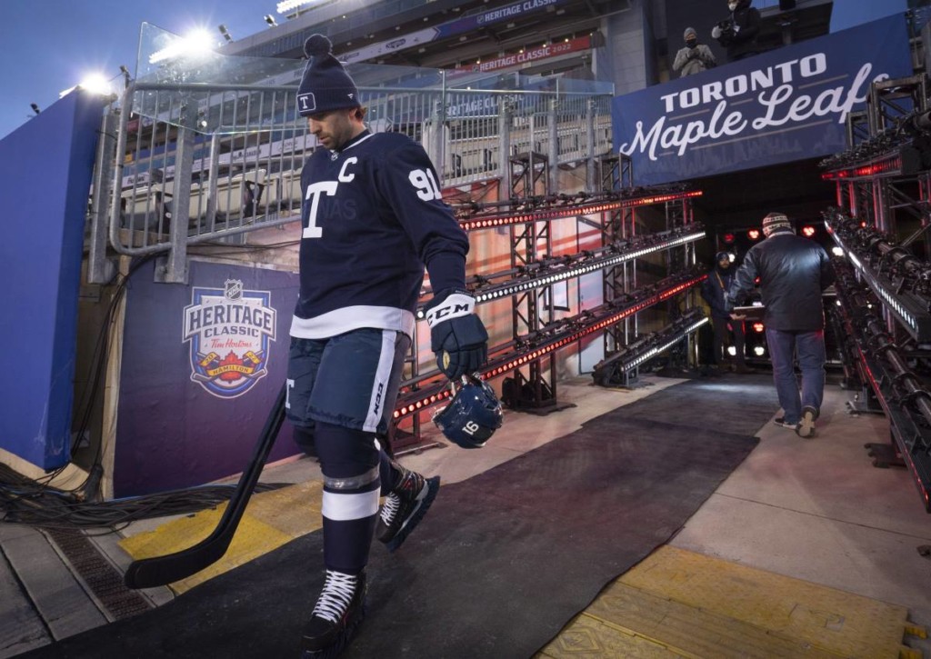 Gewinnen die Maple Leafs das Heritage Classic Outdoor Game gegen die Sabres?