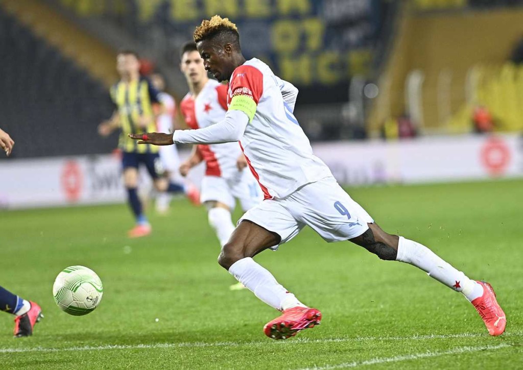 Gewinnen Slavia Prag und Olayinka gegen LASK? © IMAGO / Seskim Photo, 17.02.2022 Slavia Prag Lask Tipp