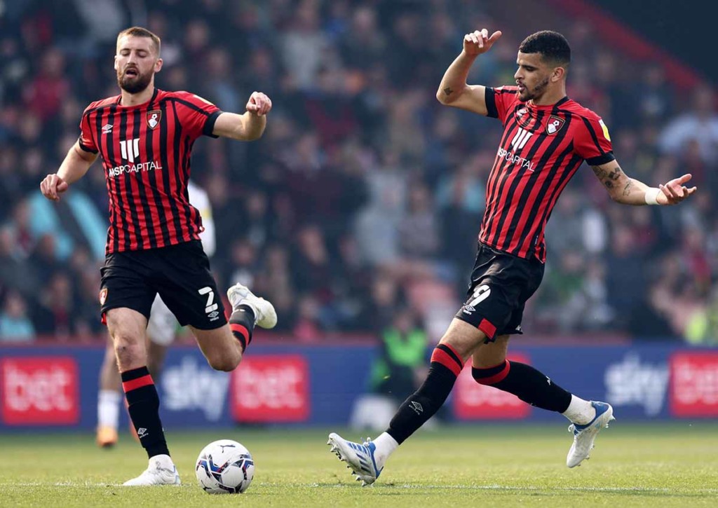 Gewinnt Bournemouth (im Bild: Solanke, Phillips) gegen Swansea und fixiert damit den Aufstieg frühzeitig? © IMAGO / Shutterstock, 23.04.2022 Swansea - Bournemouth Tipp 04 2022