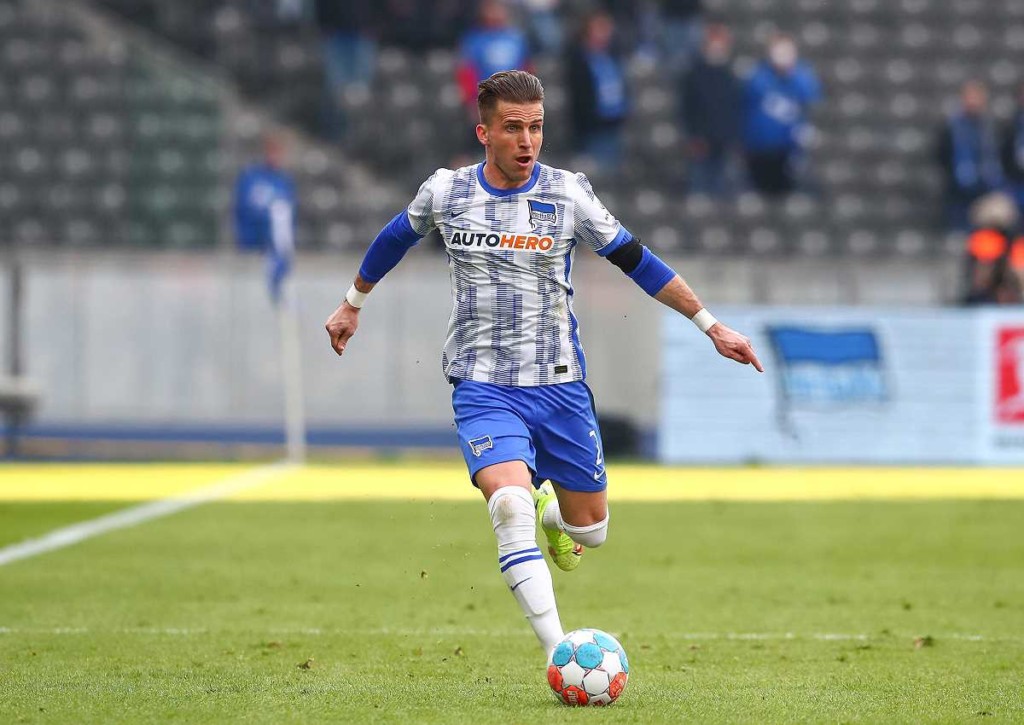 Setzt sich die Hertha (im Bild: Pekarik) im brisanten Stadtderby gegen Union Berlin durch? © IMAGO / Fotostand, 19.03.2022 Hertha Union Berlin Tipp