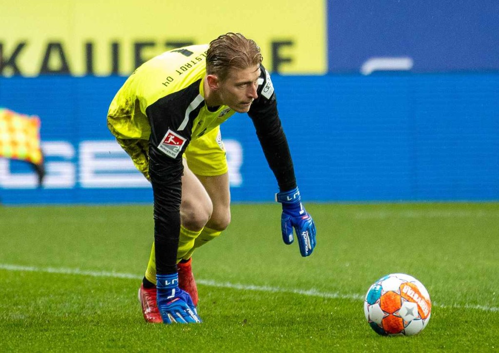 Muss Jendrusch gegen Paderborn hinter sich greifen? © IMAGO / Sascha Janne, 08.04.2022 Ingolstadt Paderborn Tipp