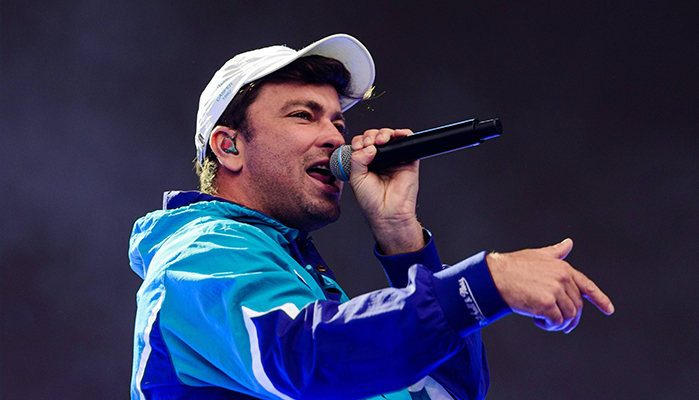 Schlag den Star April Marteria