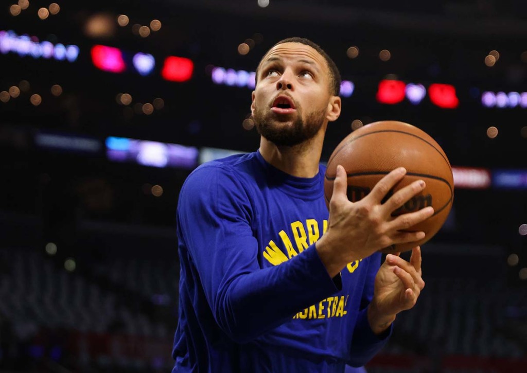 Zum Auftakt der Western-Finals empfangen Stephen Curry und die Golden State Warriors die Überraschungsmannschaft aus Dallas. © IMAGO / ZUMA Wire, 08.02.2022 Golden State Warriors Dallas Mavericks Tipp