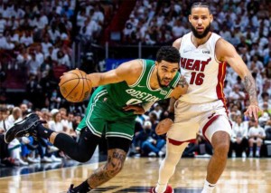 Gleichen Jayson Tatum und die Boston Celtic die Serie gegen Miami Heat aus? © IMAGO / ZUMA Wire, 19.05.2022 Boston Celtics Miami Heat Game 4 Tipp