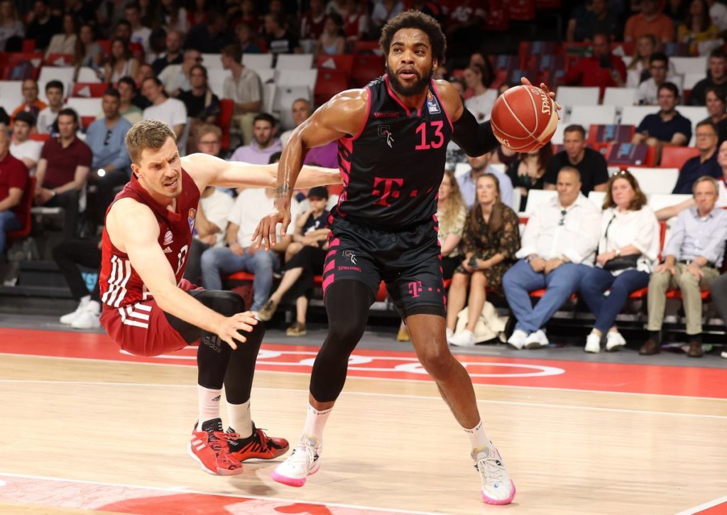 Wer gewinnt Spiel 5 der Halbfinalserie zwischen Bonn und Bayern?