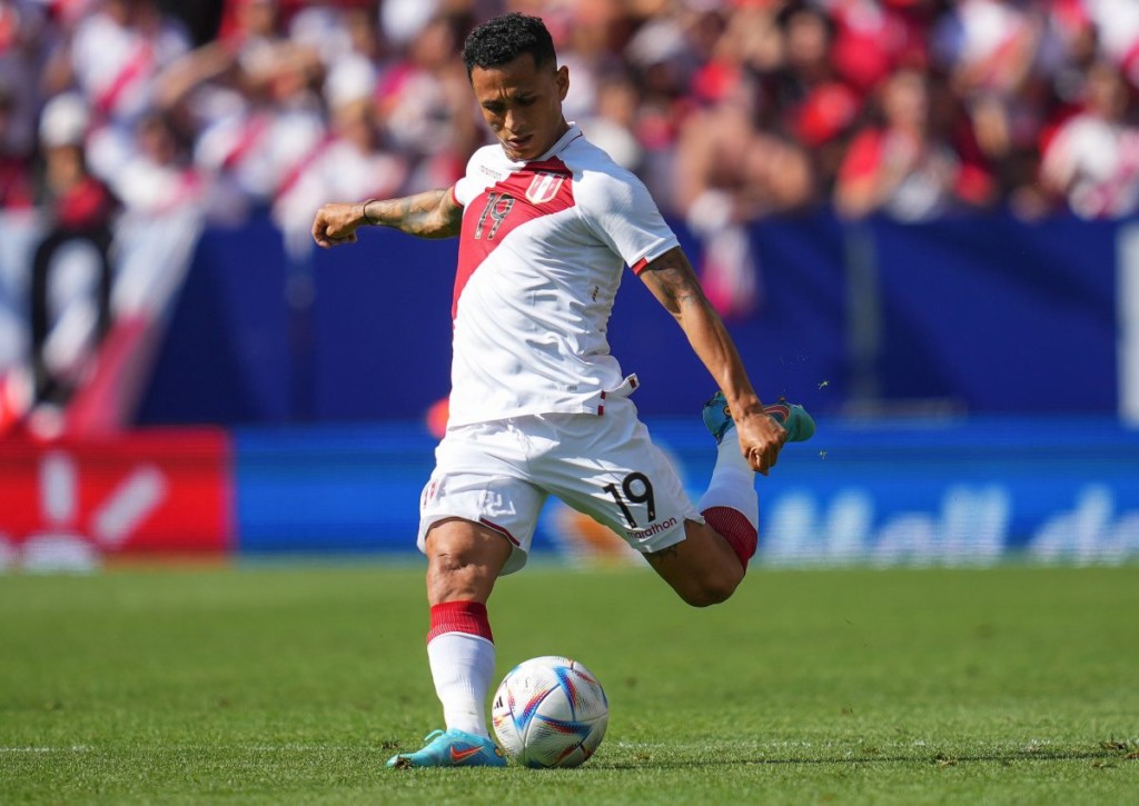 Wer sichert sich das Ticket für die WM 2022? Peru oder Australien?