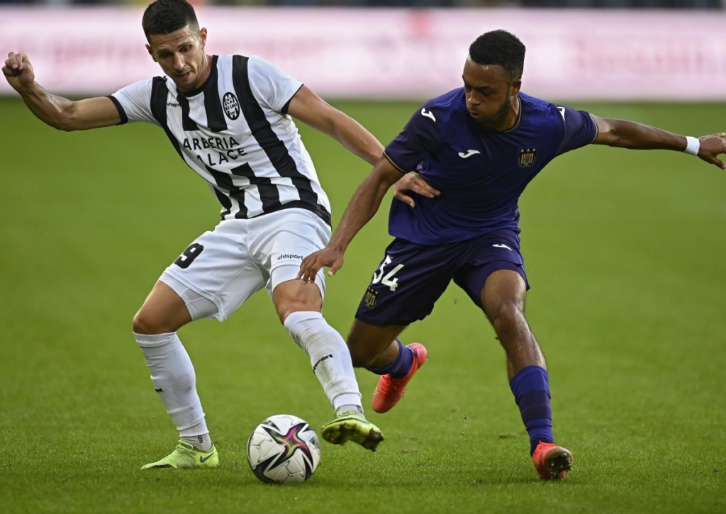 Zieht Laci (im Bild: Dejan Zarubica) bei Iskra doch noch in die zweite Qualifikationsrunde ein? © IMAGO / Panoramic International, 12.08.2021 Zieht Laci (im Bild: Dejan Zarubica) bei Iskra doch noch in die zweite Qualifikationsrunde ein?